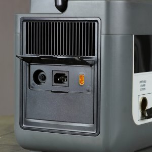 Портативная электростанция FUBAG AS 2400i (аккумулятор LiFePO4) в Чите фото
