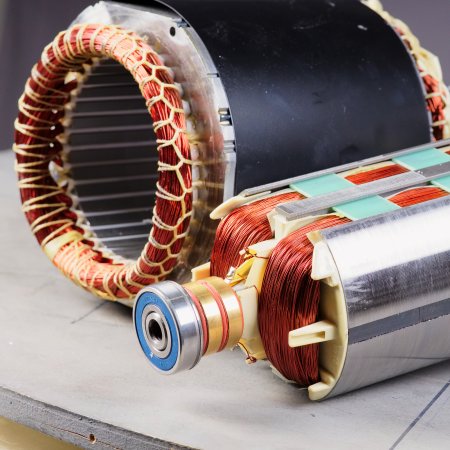 Бензиновый генератор с электростартером и коннектором автоматики FUBAG BS 7500 A ES в Чите фото